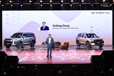 All-New TIGGO7 and TIGGOX7 Make Global Debuts at CHERY Brand Night, Celebrating "Together. For Family"